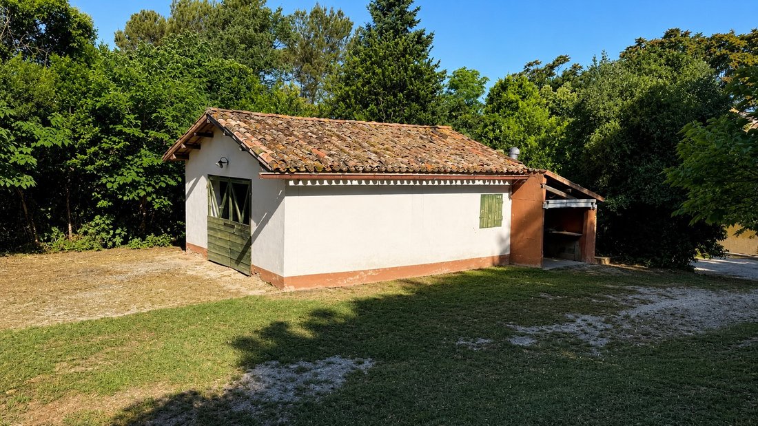 Villa in Historic Center, Pesaro, Marche 3 - 18276762