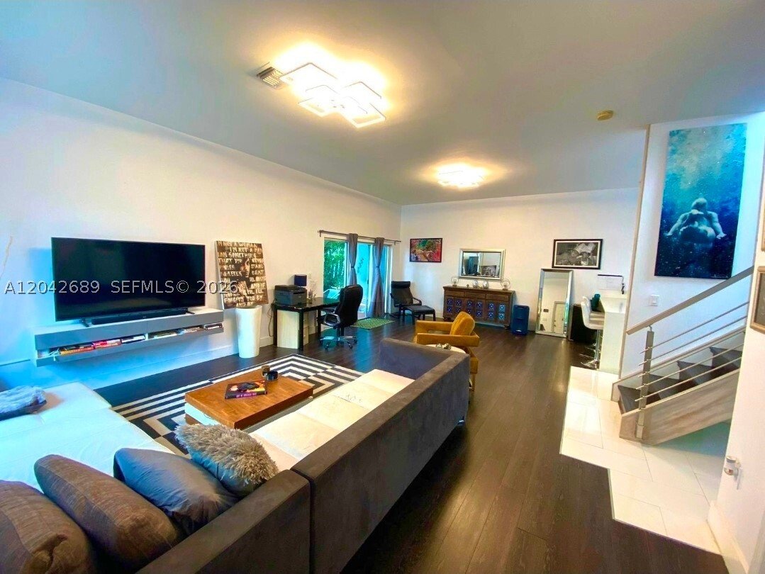 Townhouse in Miami, Florida, United States 3 - 18276994