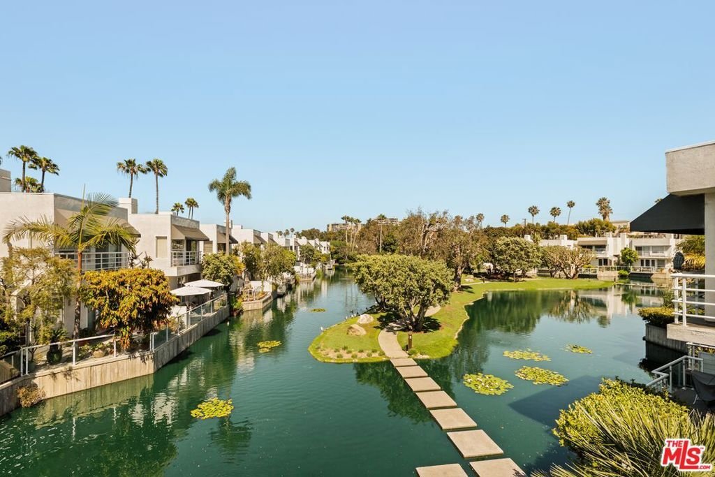 Townhouse in Los Angeles, California, United States 1 - 18276925