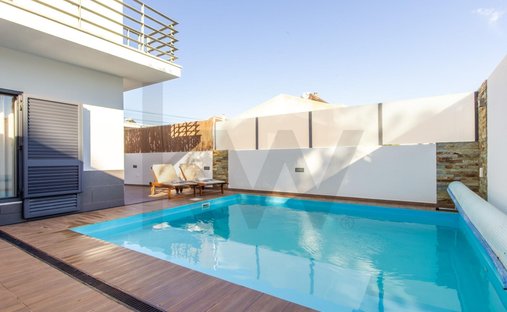 Townhouse in Seixal, Arrentela e Aldeia de Paio Pires, Setubal, Portugal 1