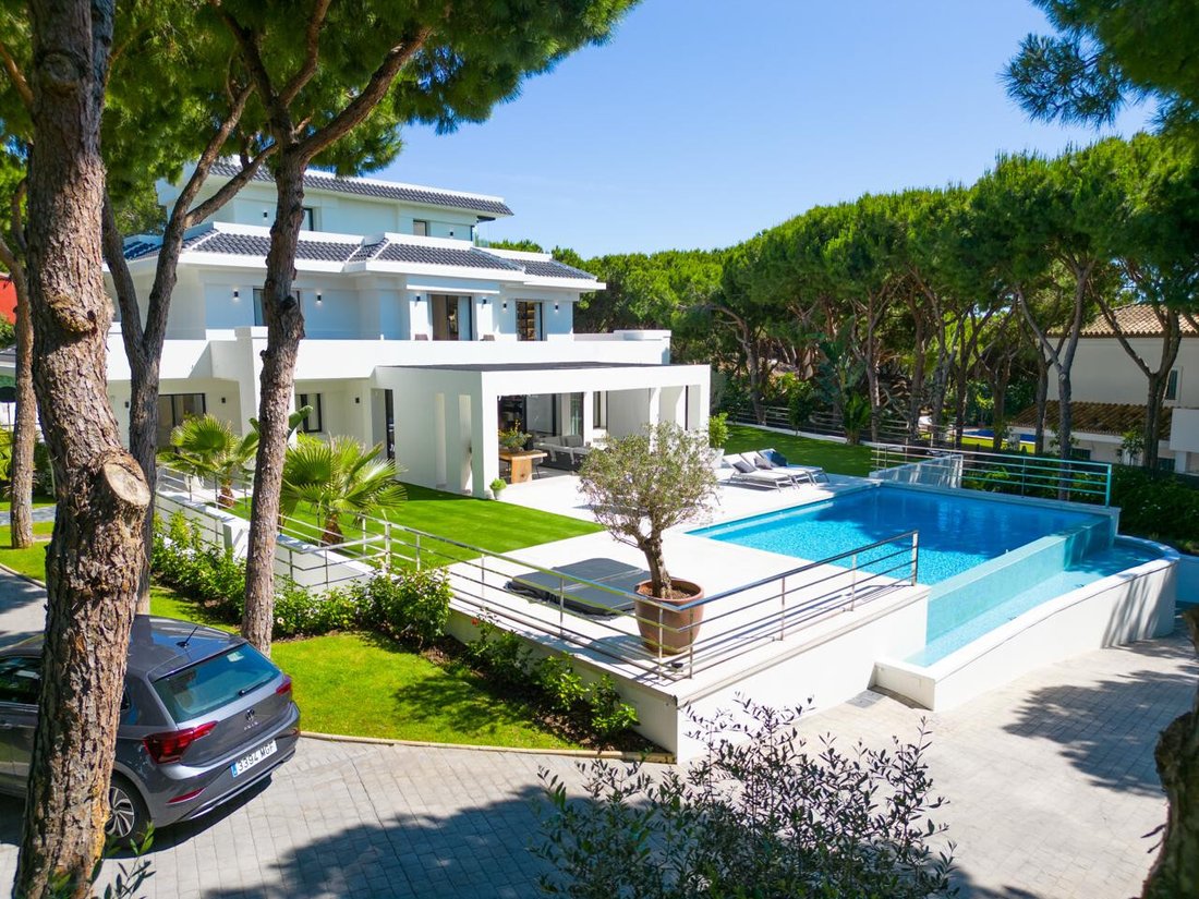 Villa in Marbella, Andalusia, Spain 1 - 18276799