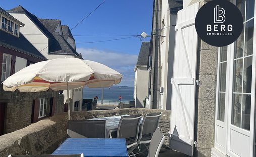 House in Ouest, Quiberon, France 1