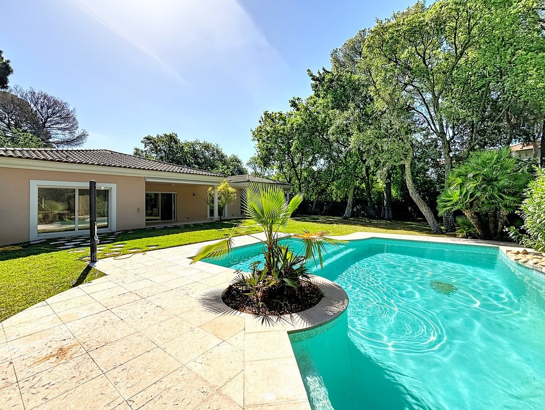 Villa in Le Dramont-Agay-Anthéor-Le Trayas, Saint-Raphaël, France 5 - 18278293