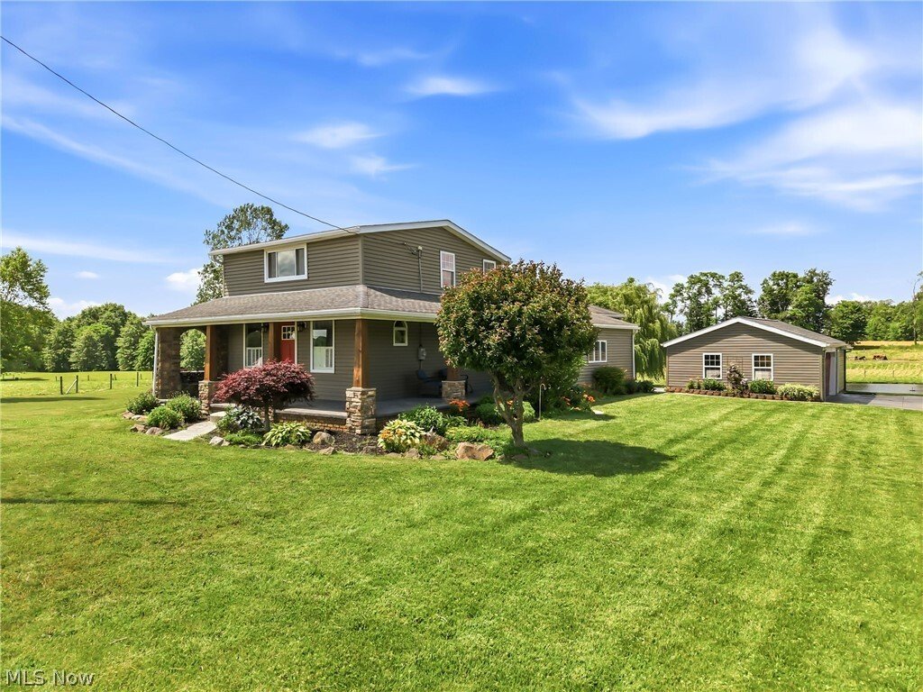 House in East Rochester, Ohio, United States 1 - 18276902