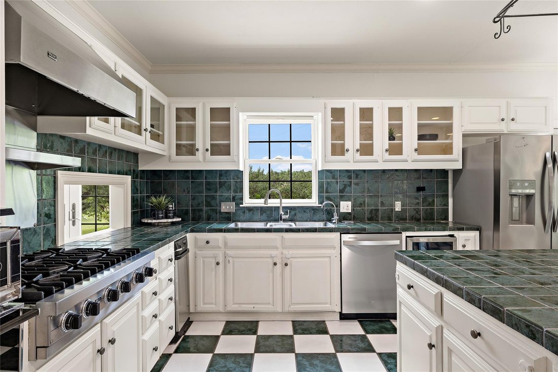 House in Spicewood, Texas, United States 5 - 18277315