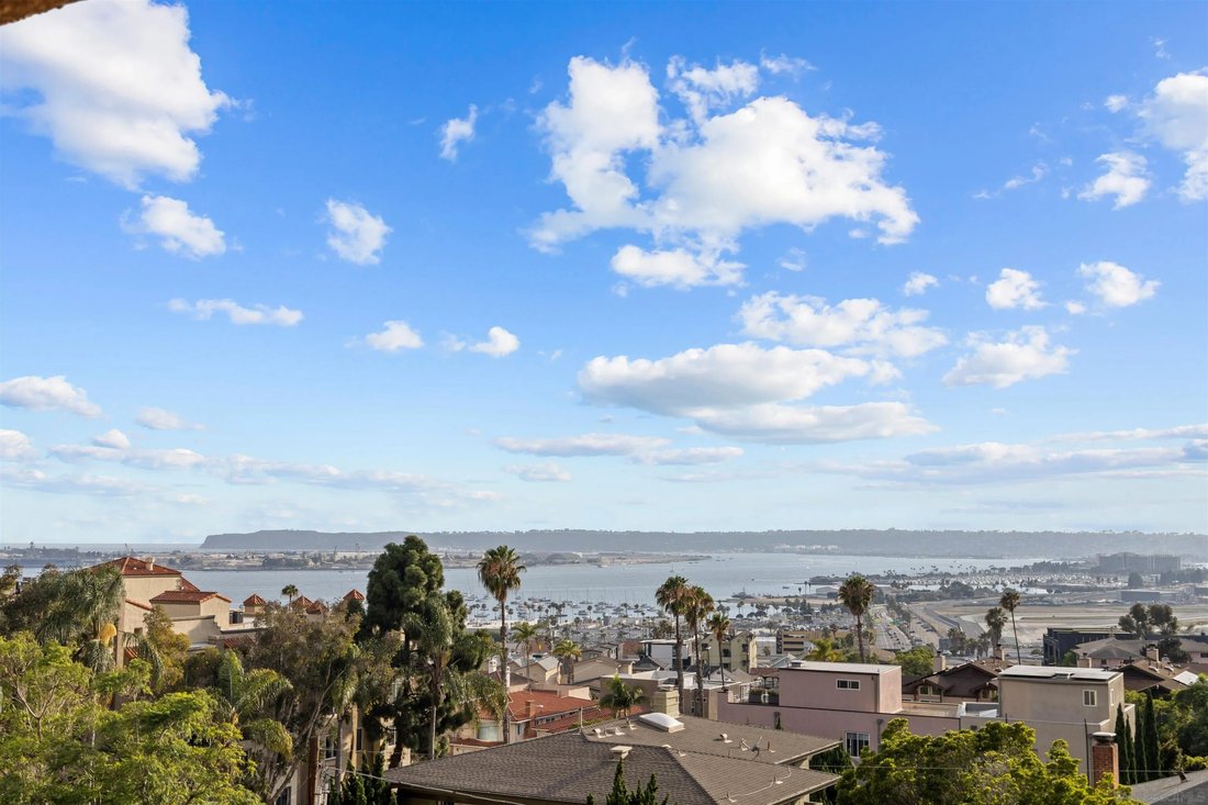 Condo in San Diego, California, United States 3 - 18277768