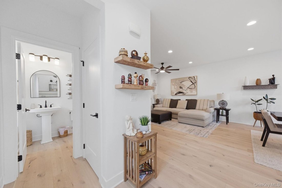 Condo in Fishkill, New York, United States 5 - 18160393