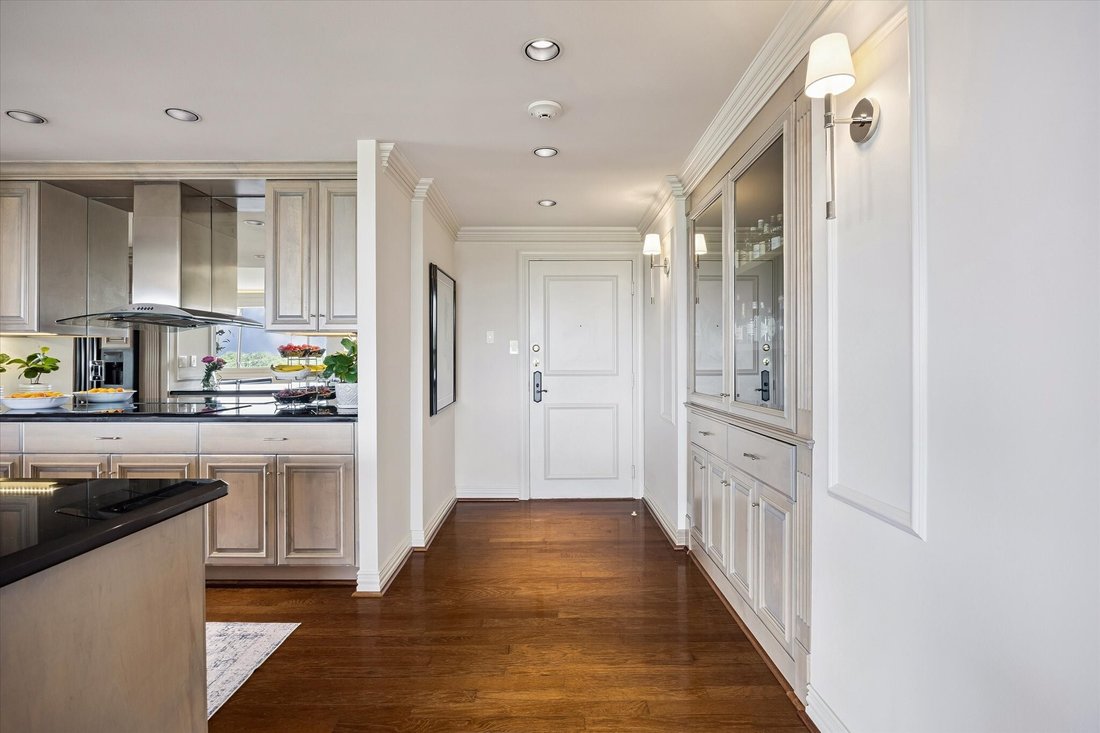 Condo in Houston, Texas, United States 4 - 18278137