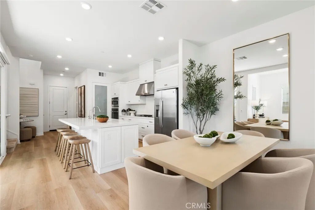 Condo in Irvine, California, United States 3 - 18277684