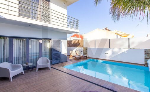 Townhouse in Seixal, Arrentela e Aldeia de Paio Pires, Setubal, Portugal 1