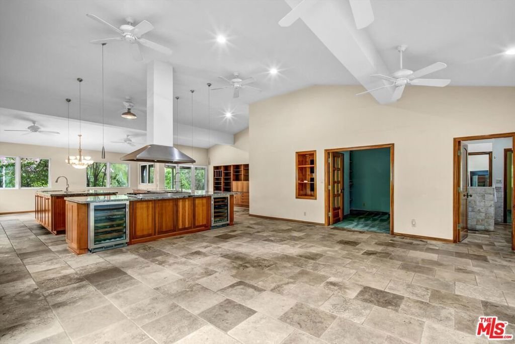 House in Los Angeles, California, United States 4 - 18276938