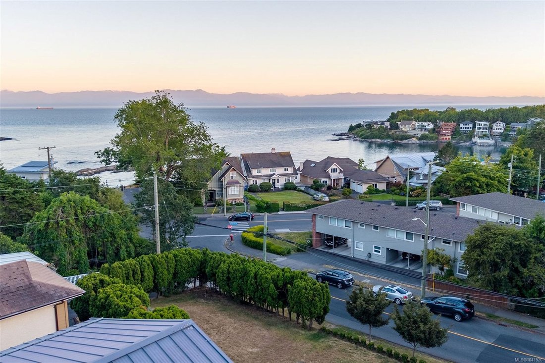 House in Oak Bay, British Columbia, Canada 3 - 18278556