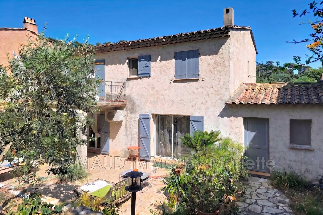 Villa in Grimaud, Provence-Alpes-Côte d'Azur, France 2 - 16003066