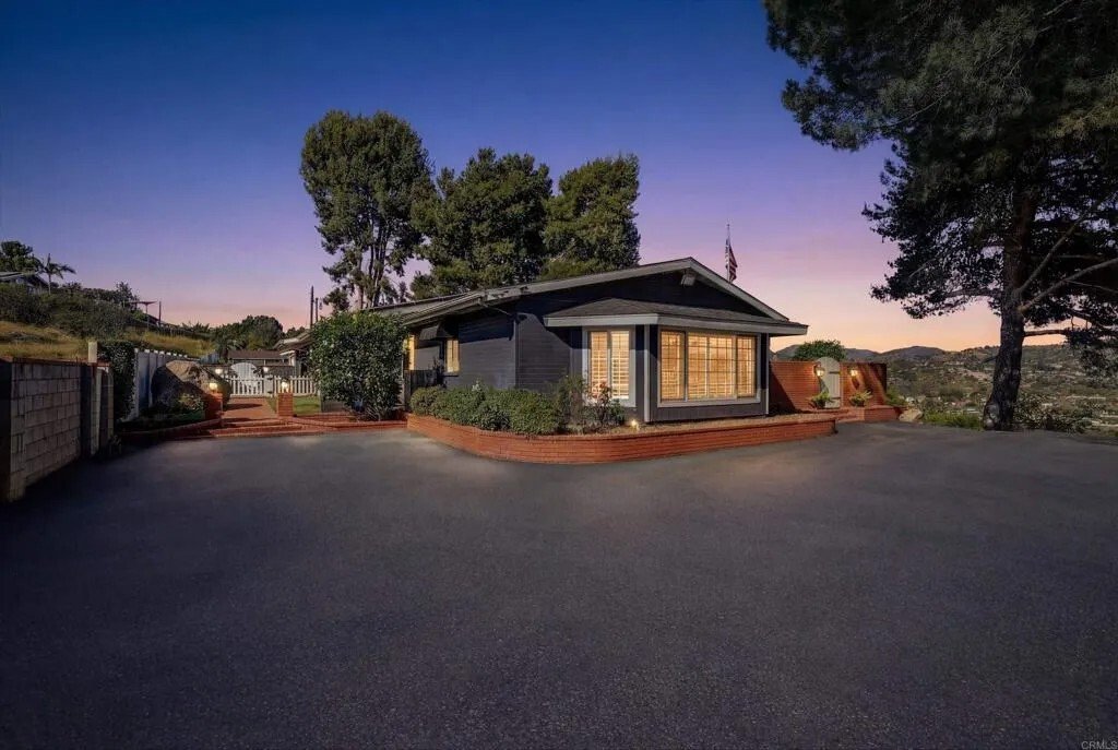 House in El Cajon, California, United States 4 - 18277740