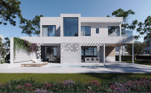 Villa in Perivolia, Larnaca, Cyprus 1