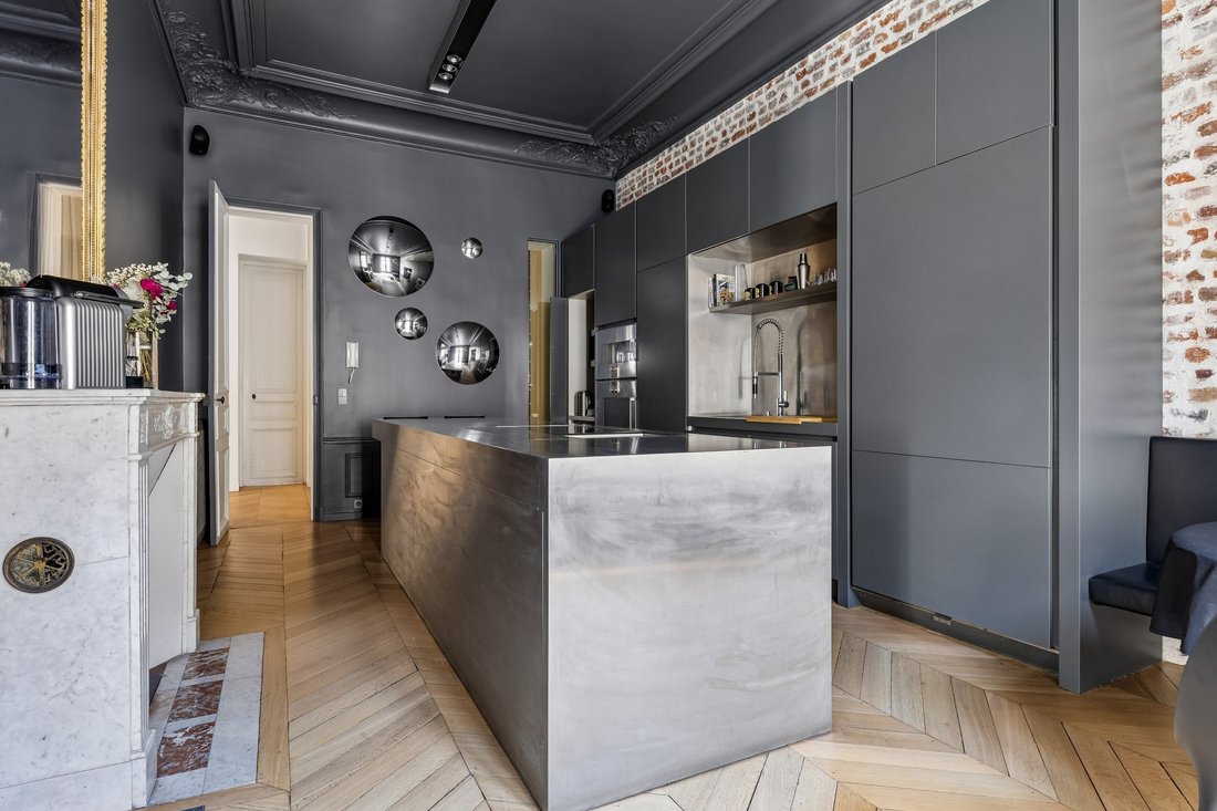 Apartment in La Fourche-Guy Môquet, Paris 17e Arrondissement, Paris 5 - 18278146