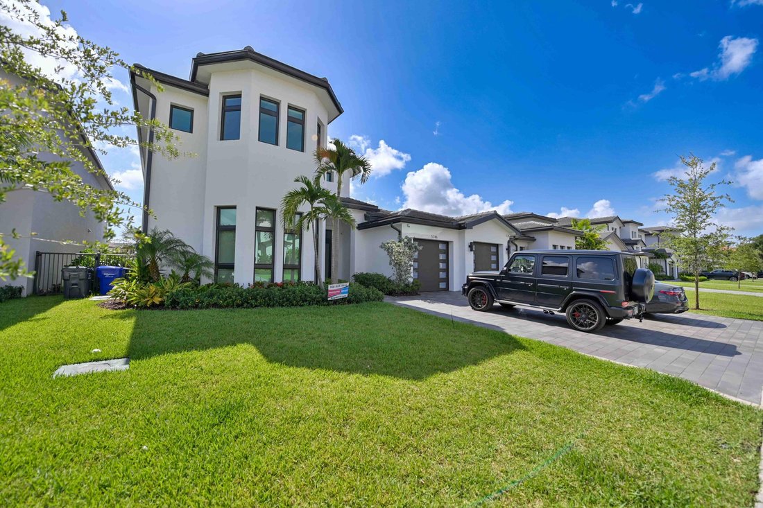 House in Hollywood, Florida, United States 3 - 18264240