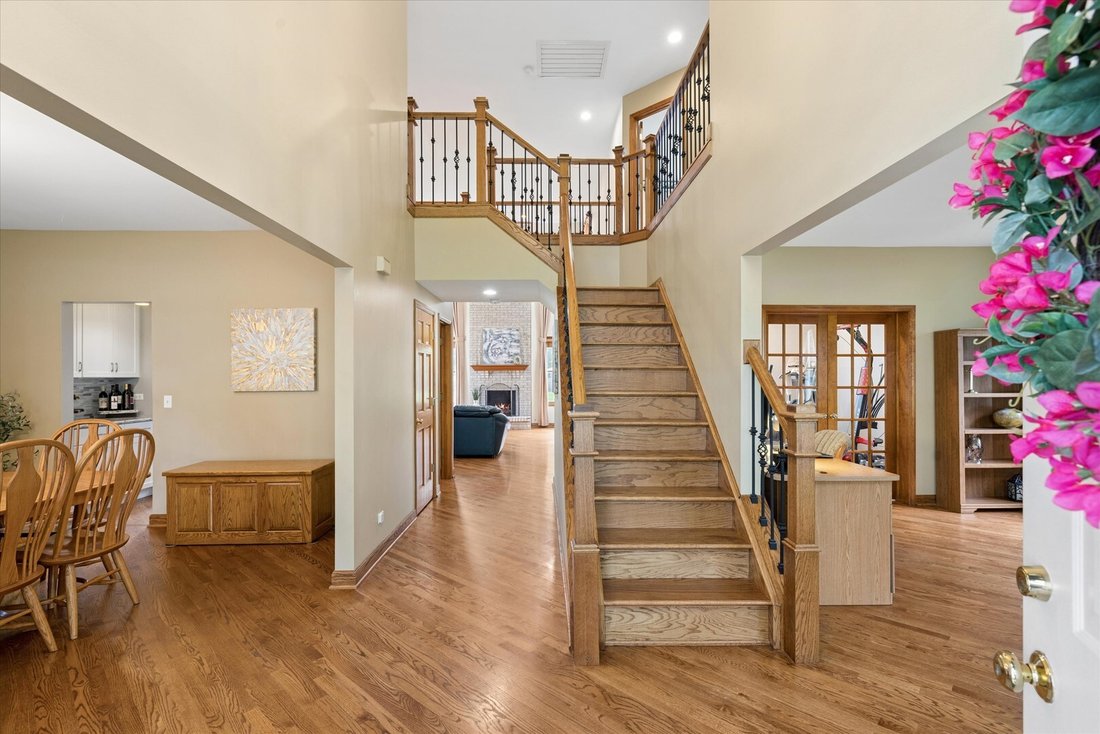 House in Village of Lakewood, Illinois, United States 4 - 18277464