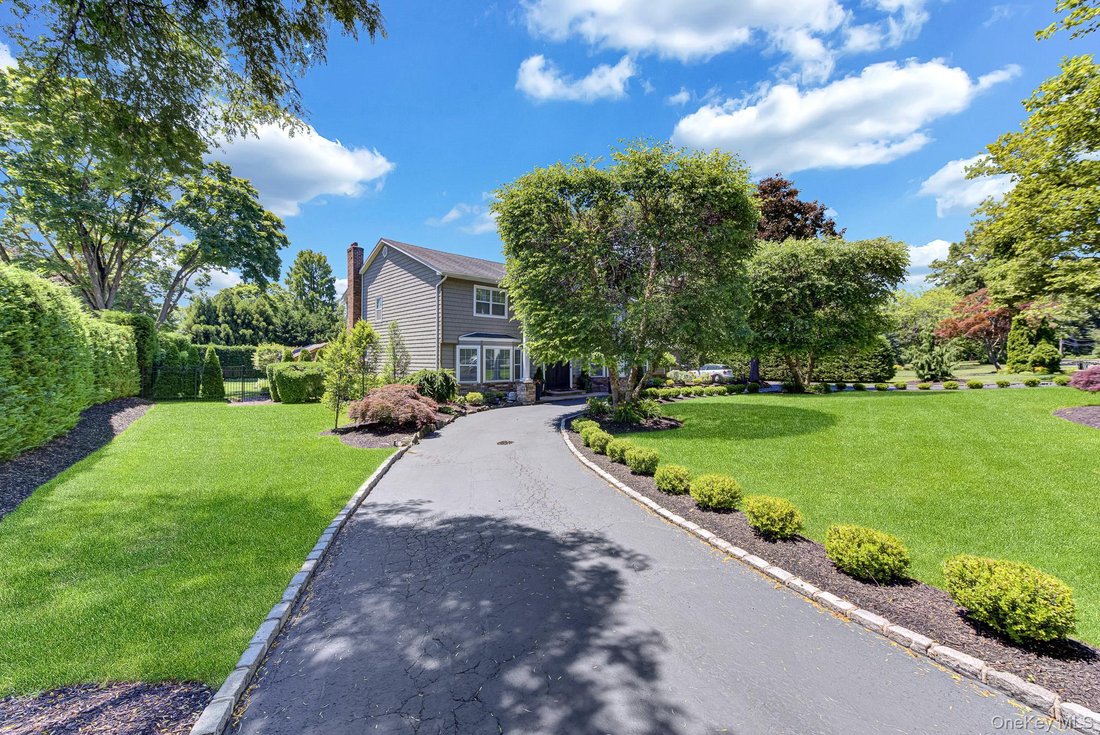 House in Huntington Station, New York, United States 4 - 18277093