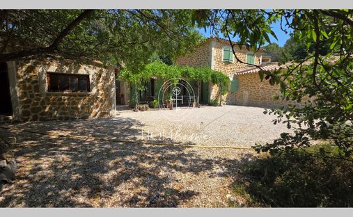 Villa in La Bouilladisse, Provence-Alpes-Côte d'Azur, France 1
