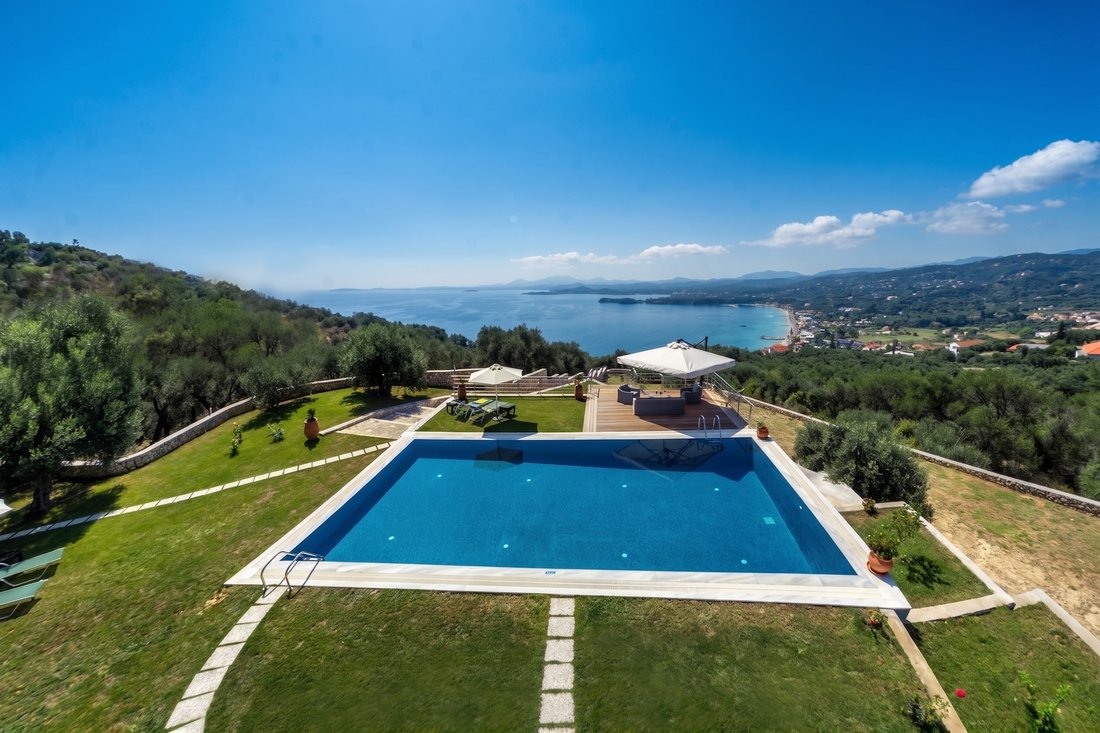 Haus in Korfu, Peloponnese, Western Greece and the Ionian, Griechenland 3 - 10493331