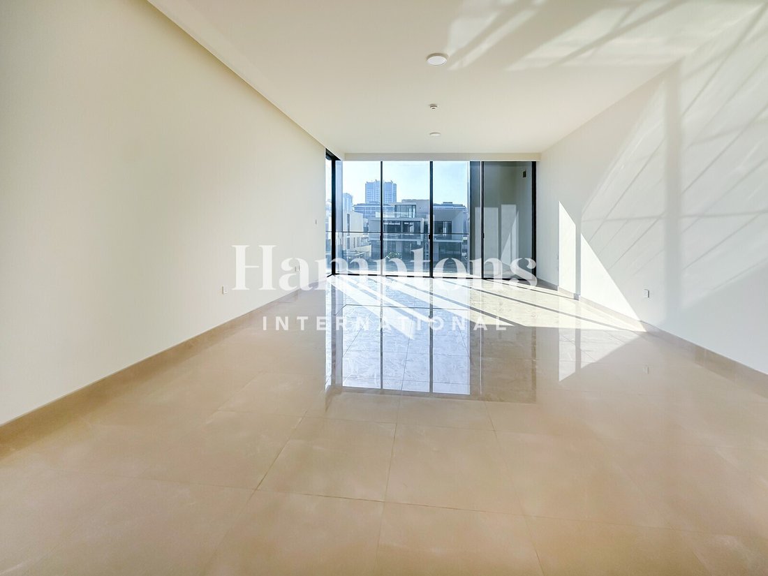 Villa in Hadaeq Sheikh Mohammed Bin Rashid, Dubai, United Arab Emirates 2 - 18276909
