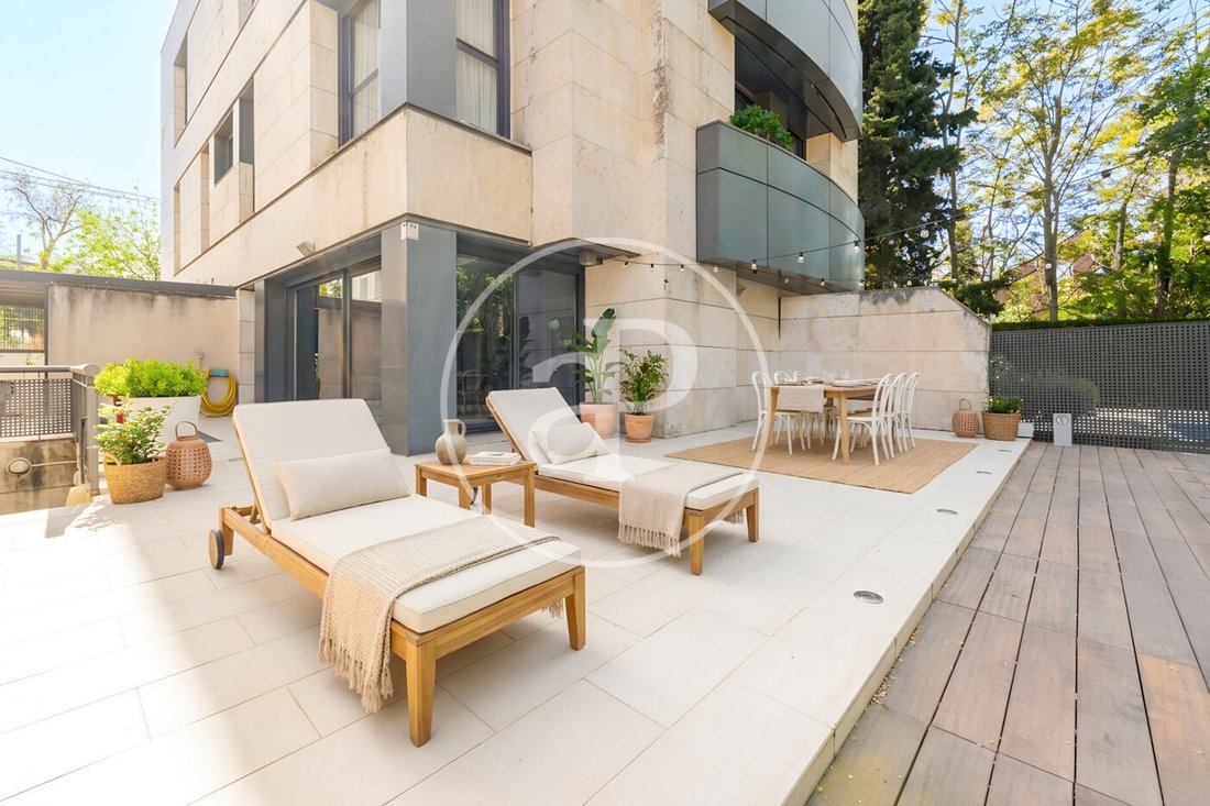 Villa in Ciudad Lineal, Madrid, Spain 2 - 17735981
