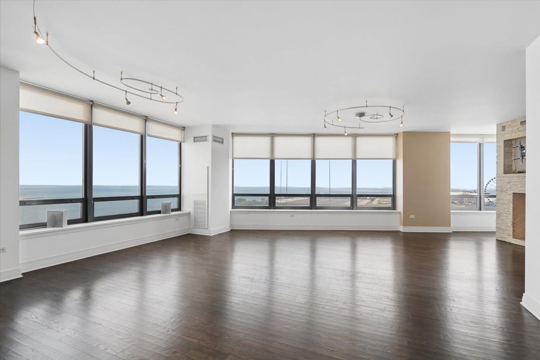 Condo in Chicago, Illinois, United States 2 - 18278681