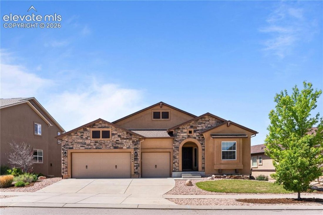 House in Colorado Springs, Colorado, United States 3 - 18278349