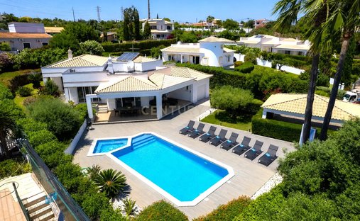 Villa a Olhos de Agua, Algarve, Portogallo 1