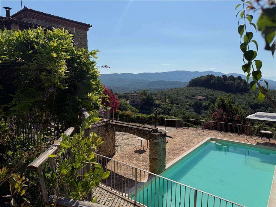 Casa di campagna a Collazzone, Umbria, Italia 2 - 18278044