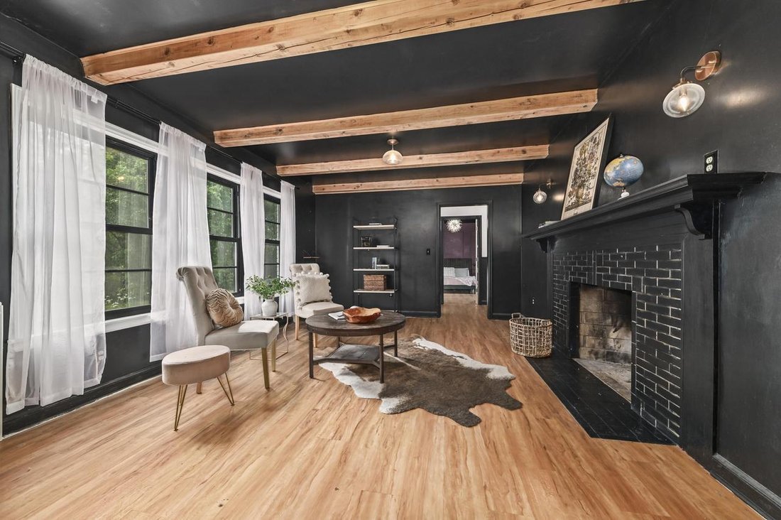 House in Brookfield, Wisconsin, United States 4 - 18276858