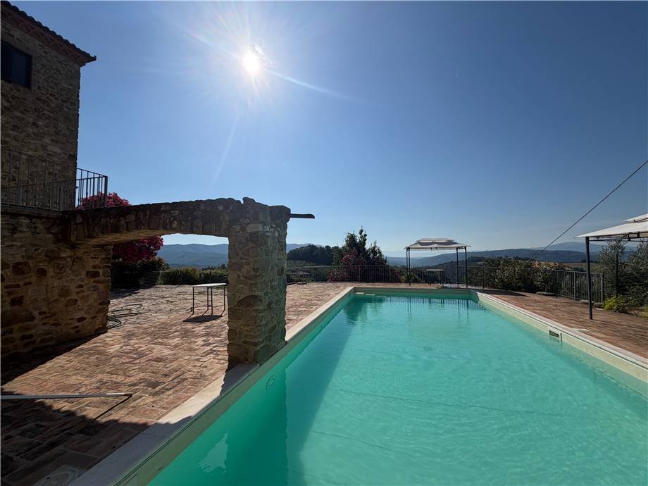Casa di campagna a Collazzone, Umbria, Italia 5 - 18278044