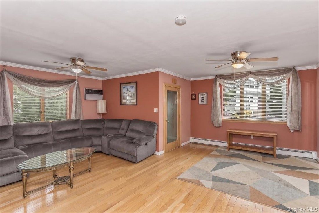 House in New York, New York, United States 5 - 18277095