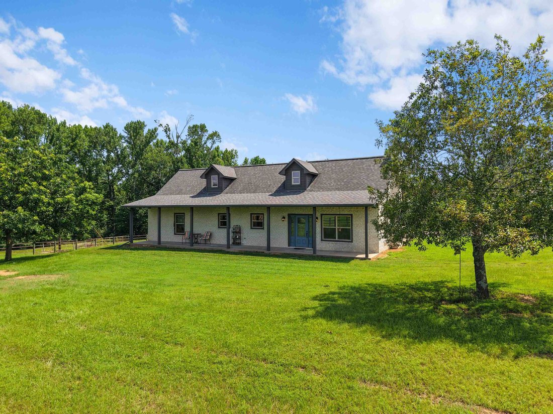 House in Gilmer, Texas, United States 1 - 18277391