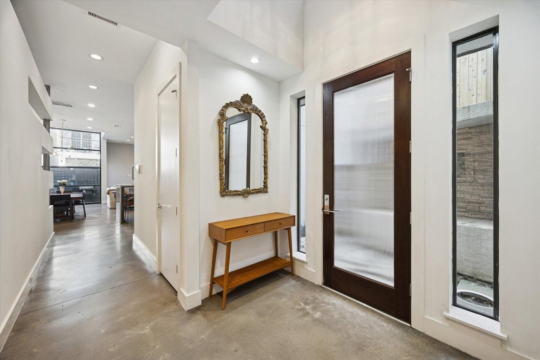 House in Houston, Texas, United States 3 - 18277419