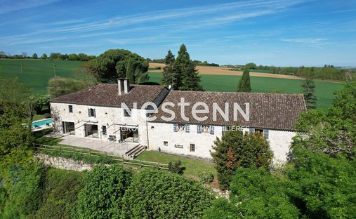 House in Saumont, Nouvelle-Aquitaine, France 1