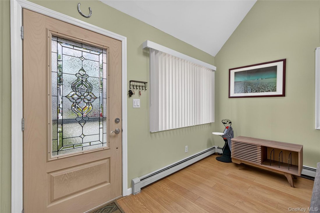 House in Levittown, New York, United States 4 - 18276751
