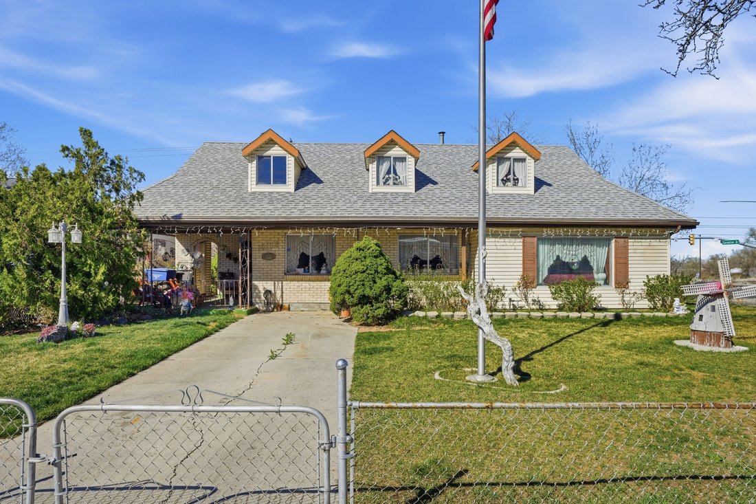 House in Sandy, Utah, United States 1 - 18278561