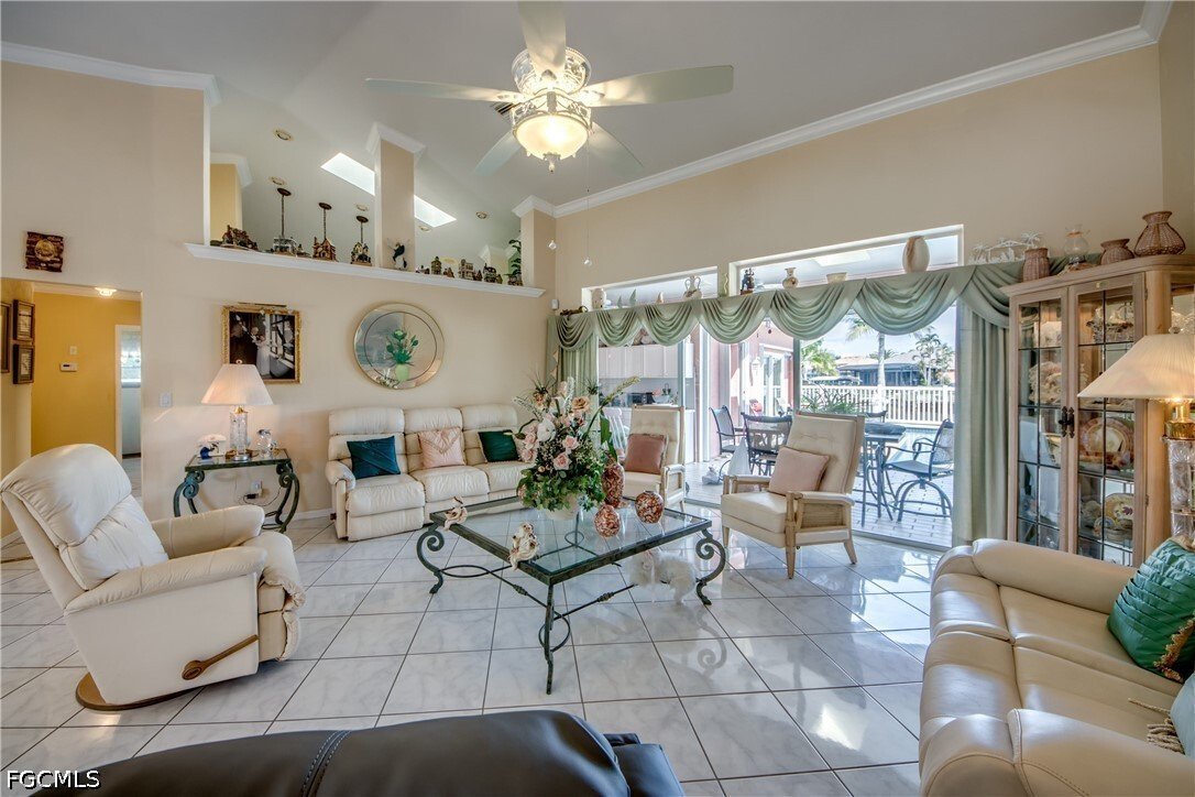 House in Cape Coral, Florida, United States 4 - 18276805