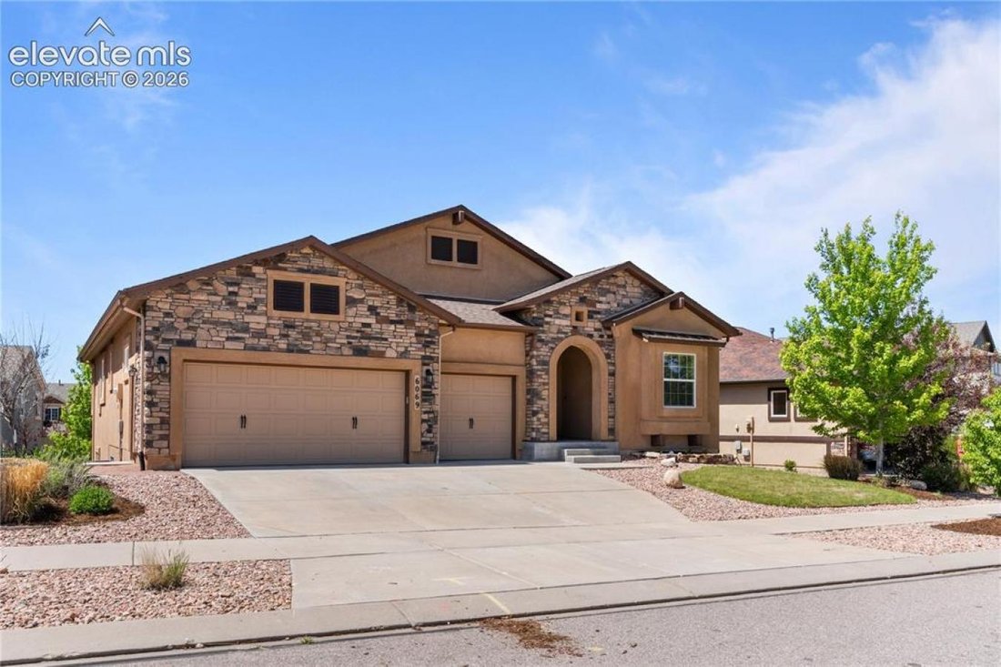 House in Colorado Springs, Colorado, United States 2 - 18278349