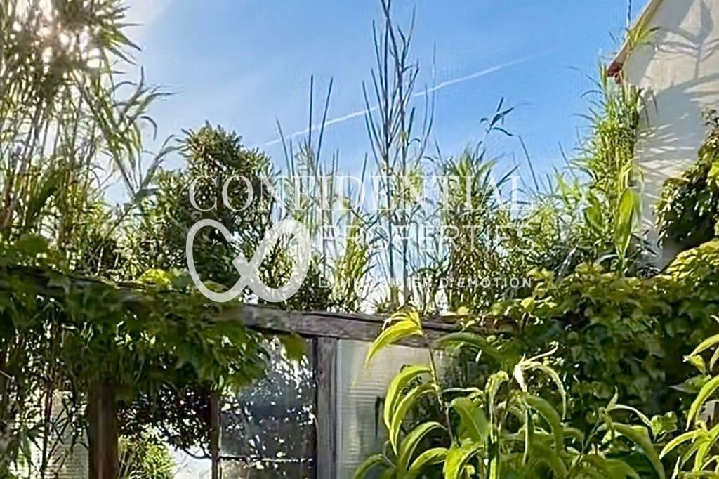 House in Six-Fours-les-Plages, Provence-Alpes-Côte d'Azur, France 3 - 18278587