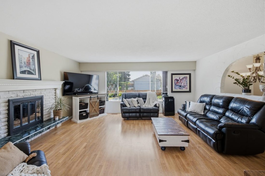 House in Port Coquitlam, British Columbia, Canada 4 - 18268717