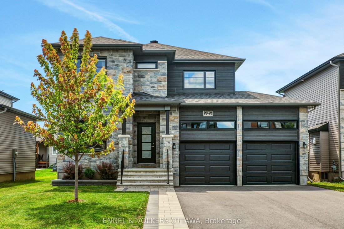 House in Russell, Ontario, Canada 2 - 18278562