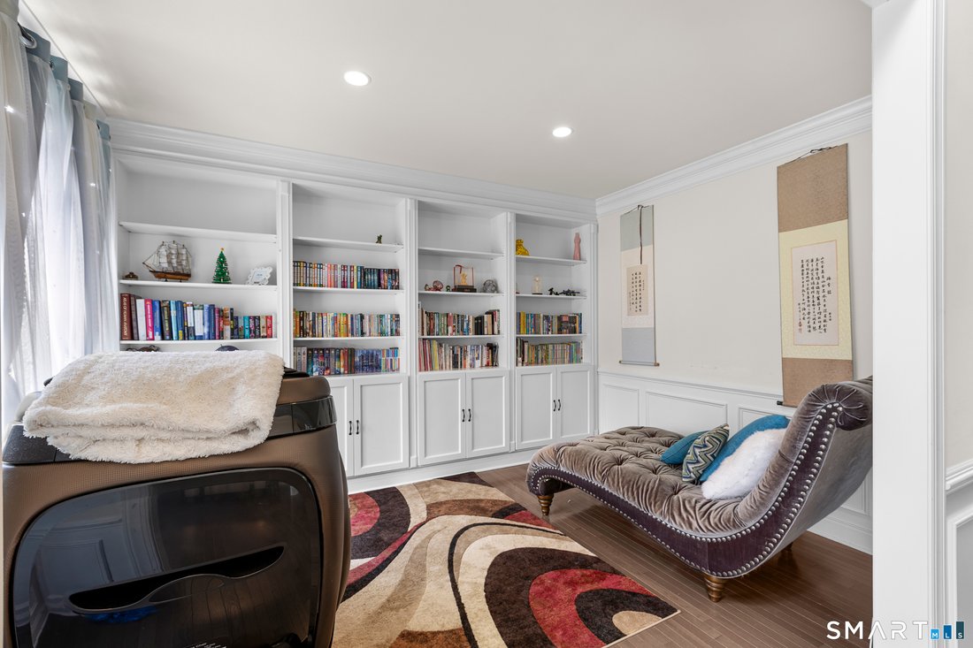 House in Bethel, Connecticut, United States 4 - 18276977