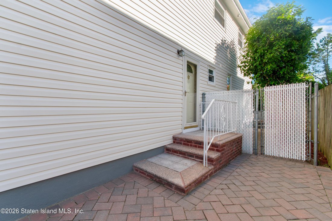 House in New York, New York, United States 4 - 18277990