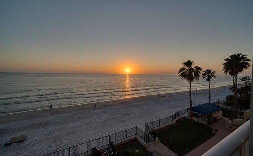 Condo in Madeira Beach, Florida, United States 1