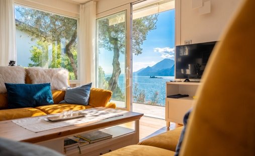 Villa in Malcesine, Veneto, Italy 1