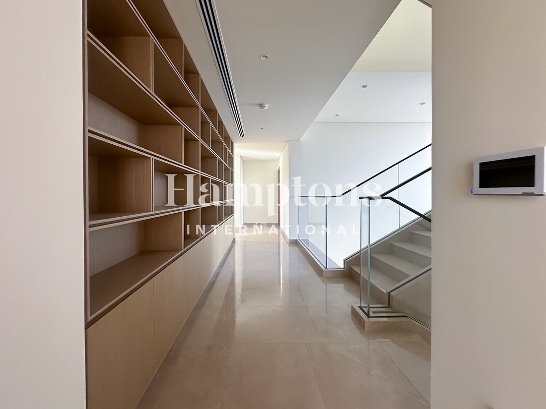 Villa in Hadaeq Sheikh Mohammed Bin Rashid, Dubai, United Arab Emirates 4 - 18276909