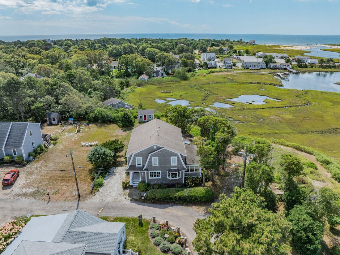 House in Dennis, Massachusetts, United States 2 - 18276822